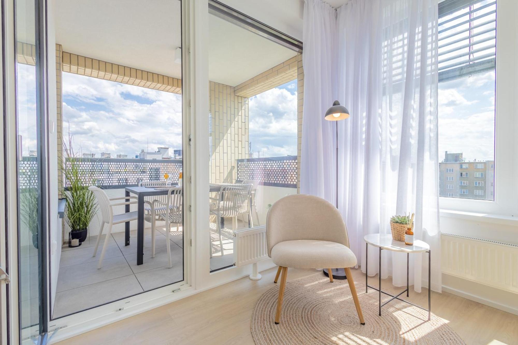 Bright 2Br - 8Th Floor, Balcony, Free Parking - By Gravity Prague Apartment Екстериор снимка