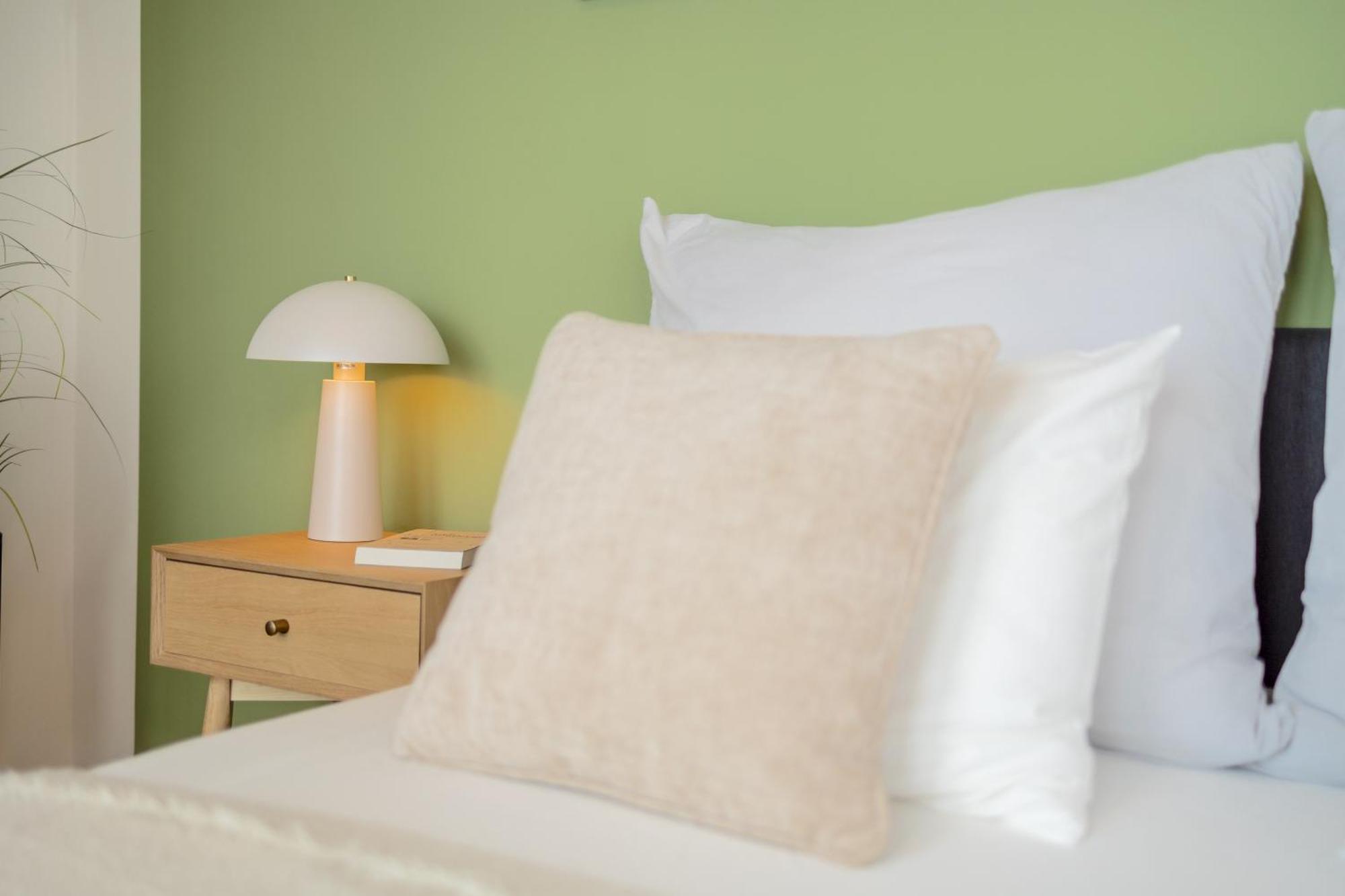 Bright 2Br - 8Th Floor, Balcony, Free Parking - By Gravity Prague Apartment Екстериор снимка